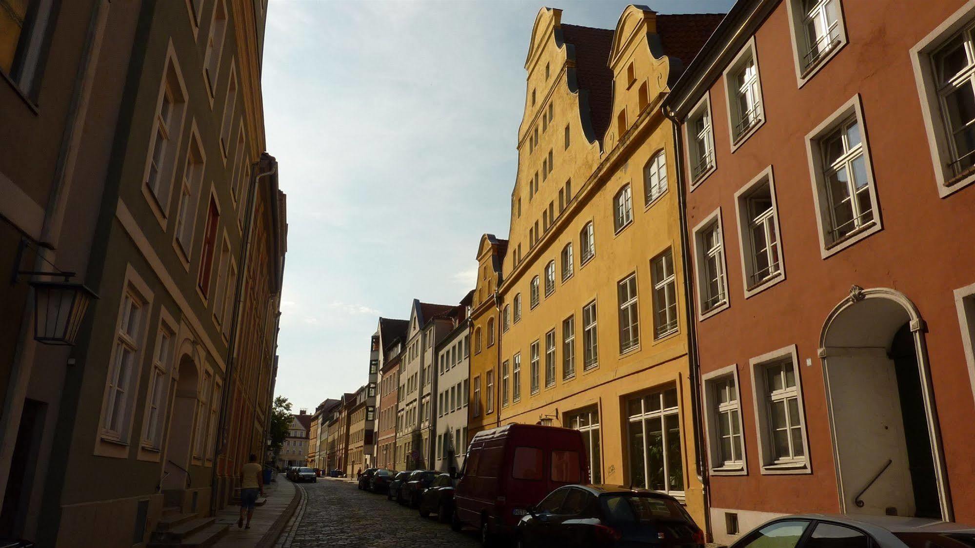Altstadt Pension Hafenblick Штральзунд Экстерьер фото